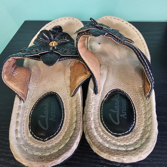 Clark's Black Floral Sandals Women's 7.5 - Picture 5 of 13